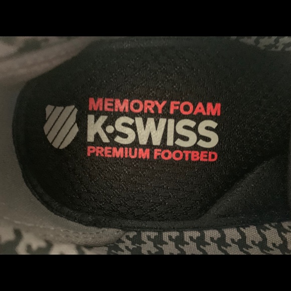 ✨3 for $25✨ K-Swiss sneakers - Picture 5 of 5